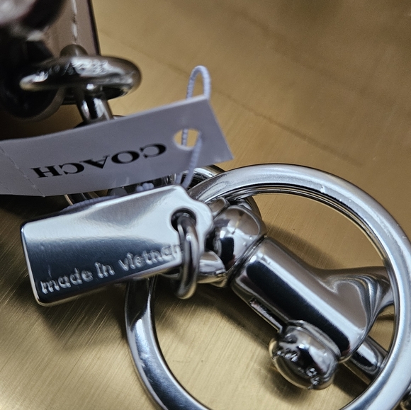 NWT COACH NORTH/SOUTH MINI TOTE BAG CHARM IN SIGNATURE CANVAS TAN & BEIGE - Picture 5 of 7